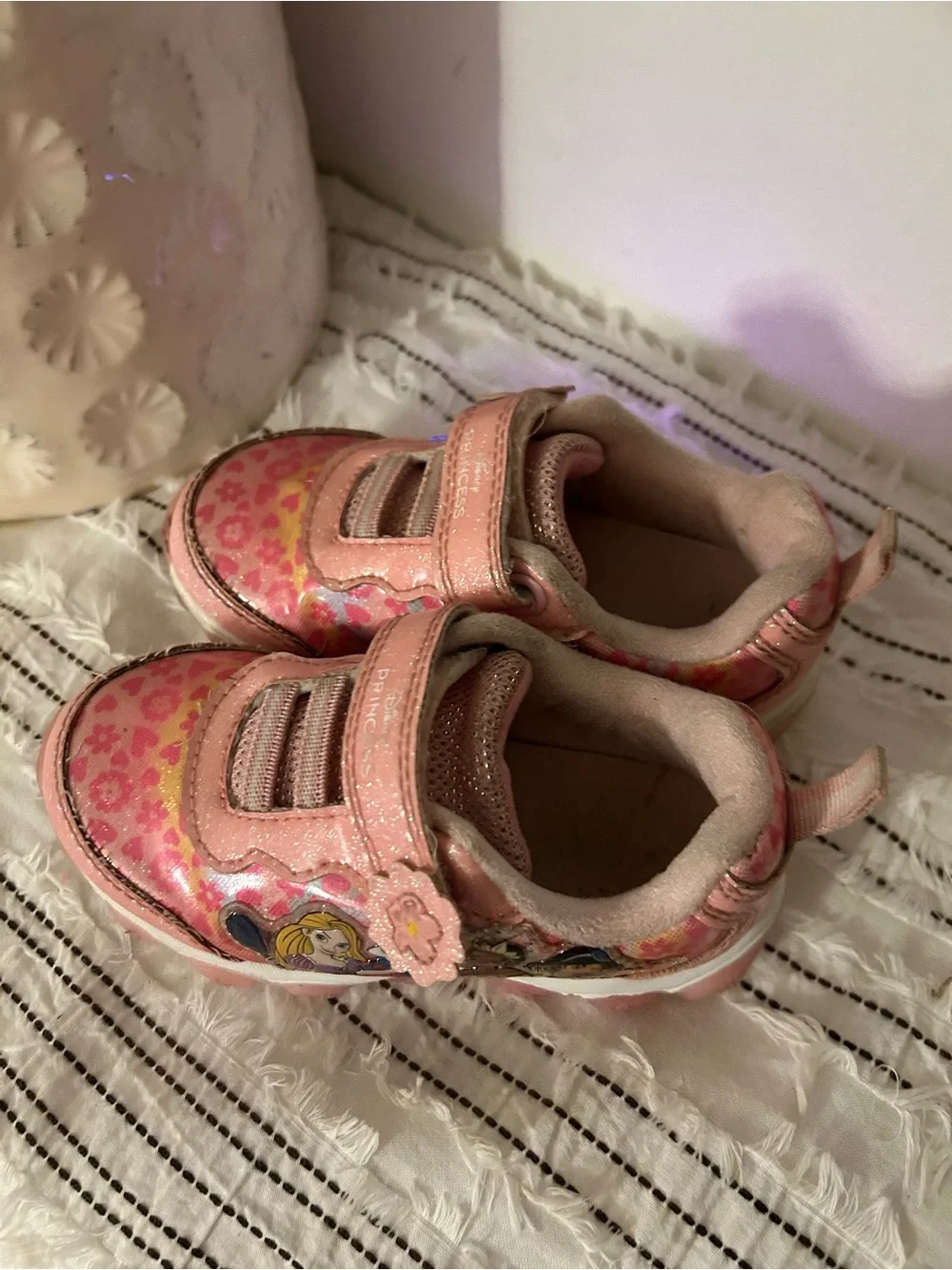Disney Princess Light Up Sneakers Pink Leopard Girls Size 8 Velcro